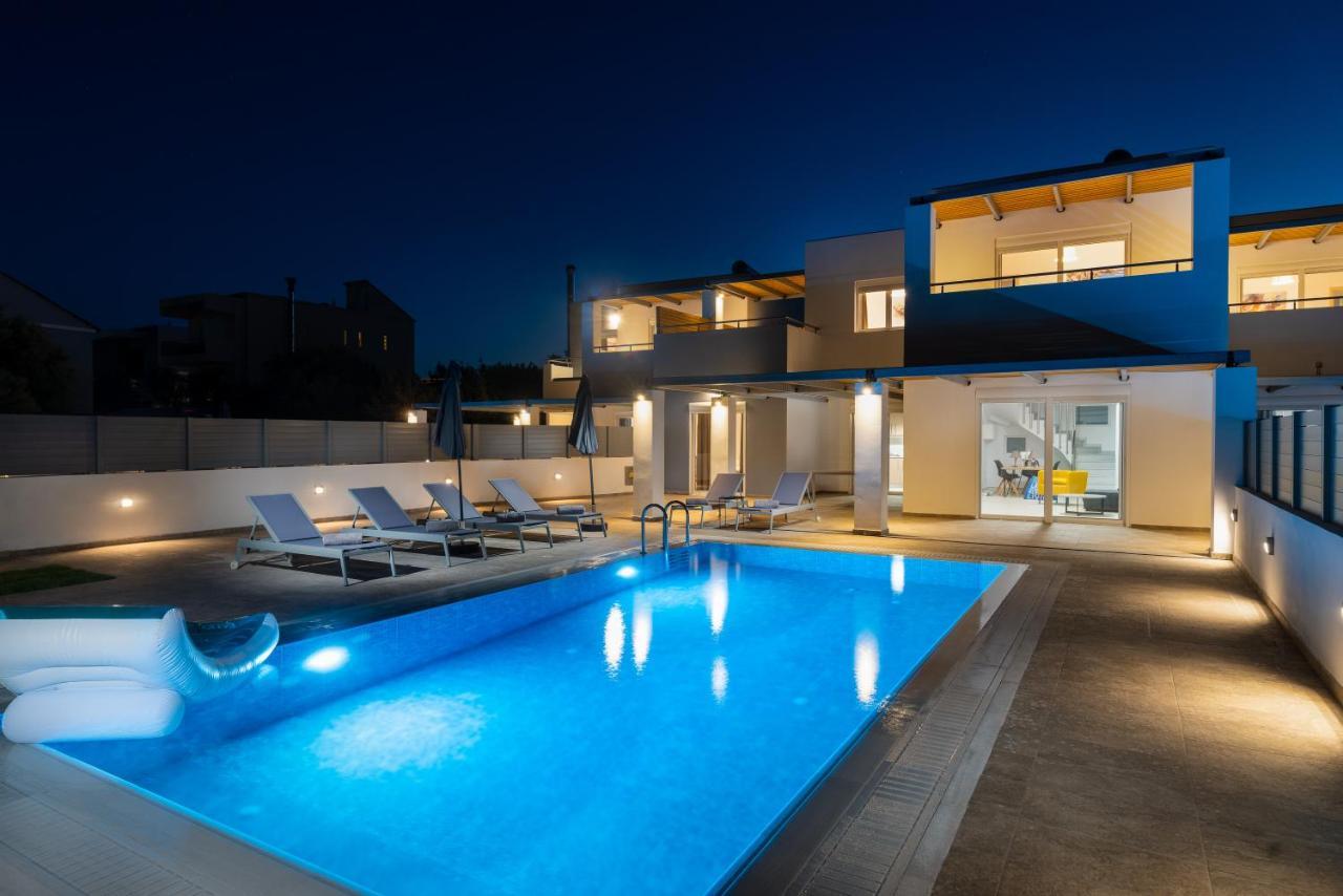 South Beach Villas غينادي المظهر الخارجي الصورة