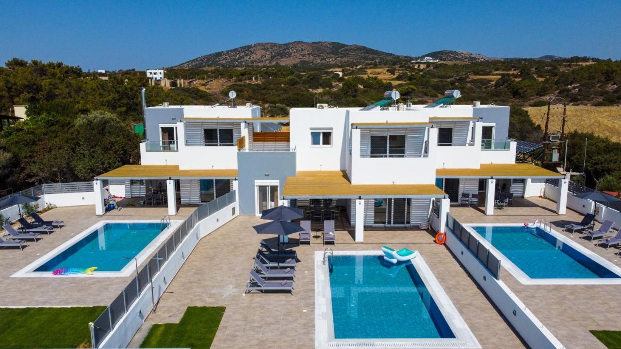 South Beach Villas غينادي المظهر الخارجي الصورة