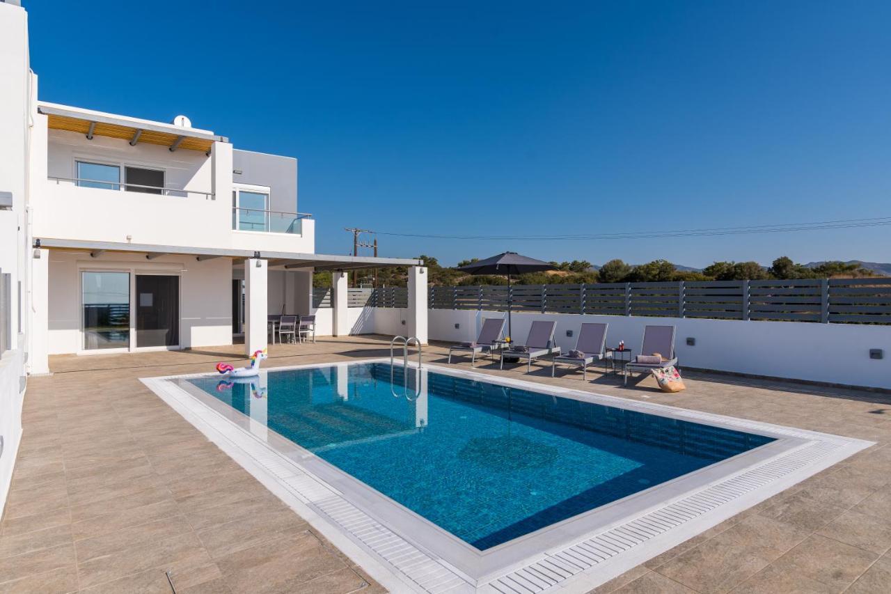 South Beach Villas غينادي المظهر الخارجي الصورة