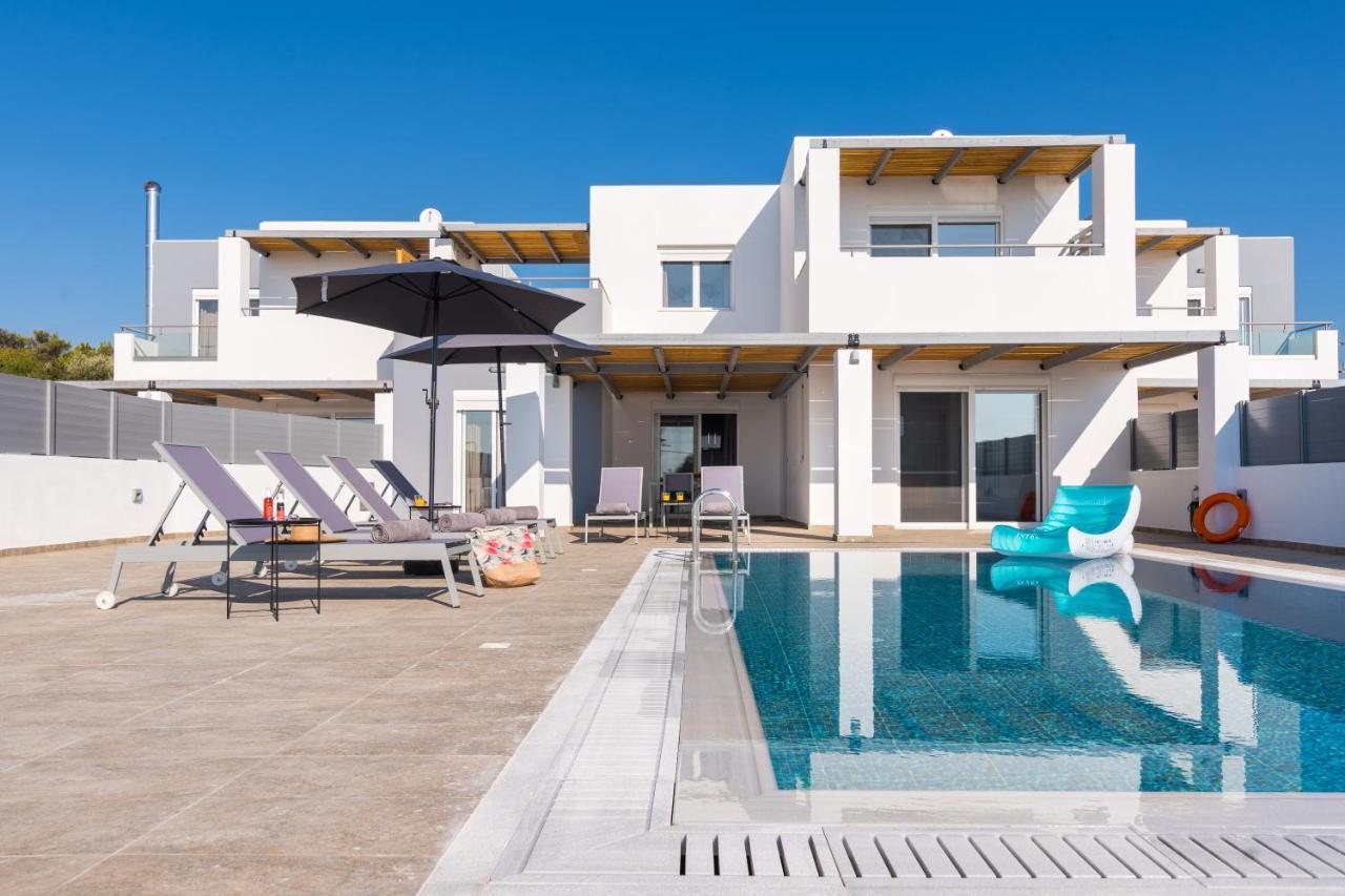 South Beach Villas غينادي المظهر الخارجي الصورة