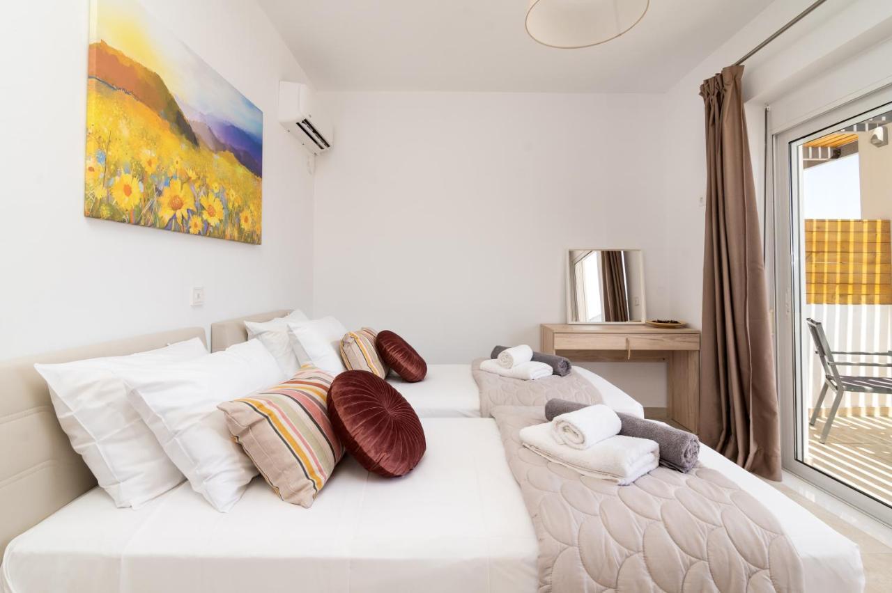 South Beach Villas غينادي المظهر الخارجي الصورة