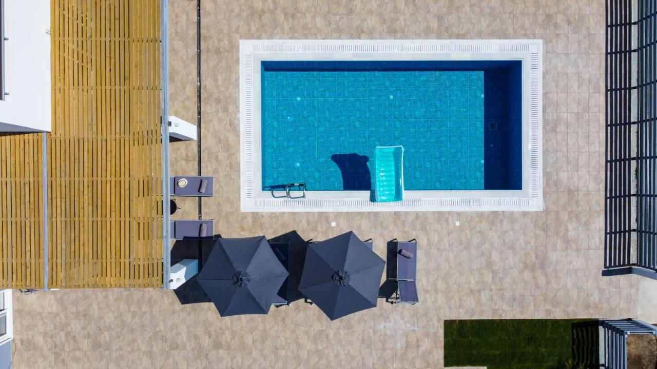 South Beach Villas غينادي المظهر الخارجي الصورة